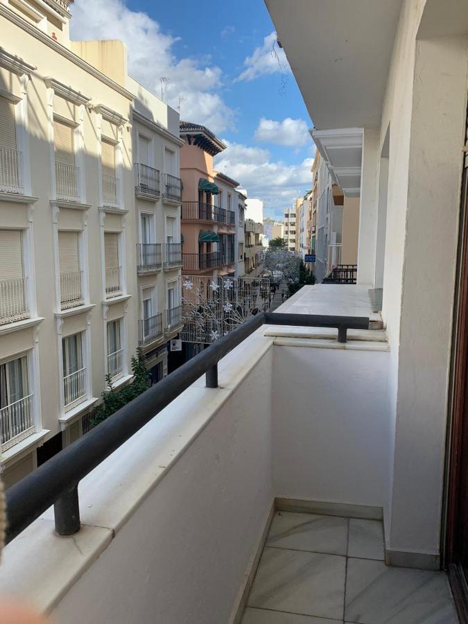 Beachfront Primera Linea De Playa En Casco Antiguo Estepona Ngoại thất bức ảnh